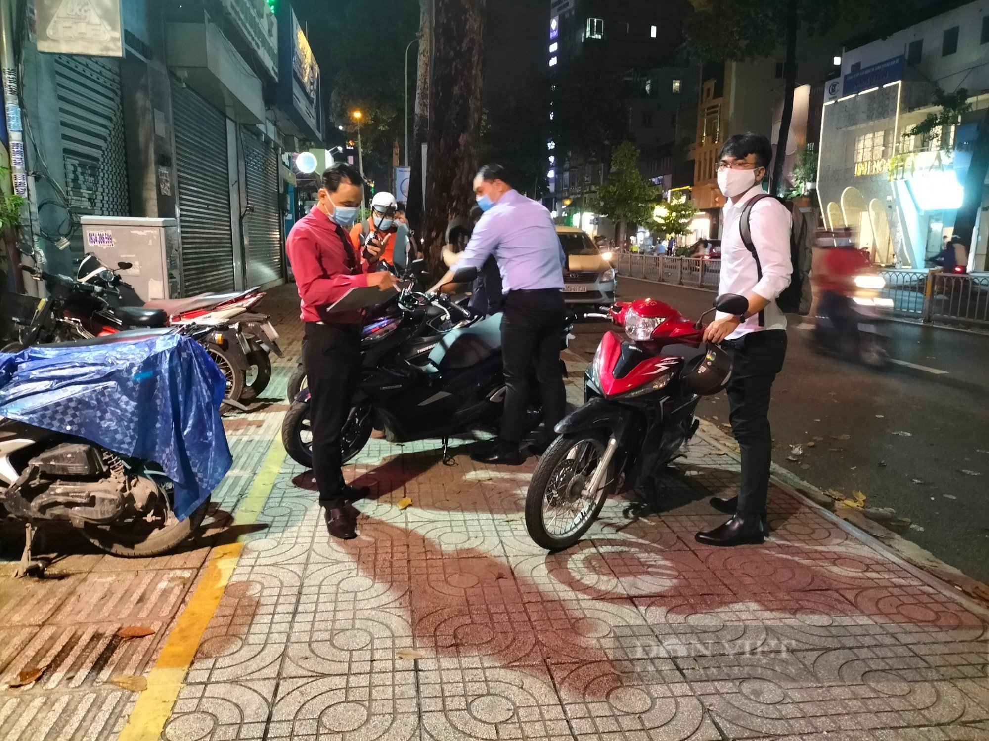 TP.HCM: Khách giảm đến 90% nhưng các quán karaoke vẫn phấn khởi, vui mừng - Ảnh 5.