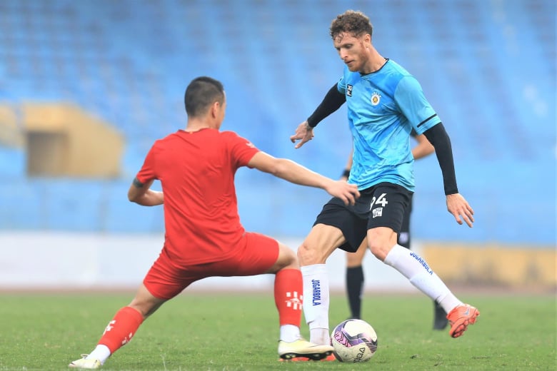 CLB Viettel bất ngờ đánh bại Sài Gòn FC, chiêu mộ &quot;King Leandro 2.0&quot; - Ảnh 2.
