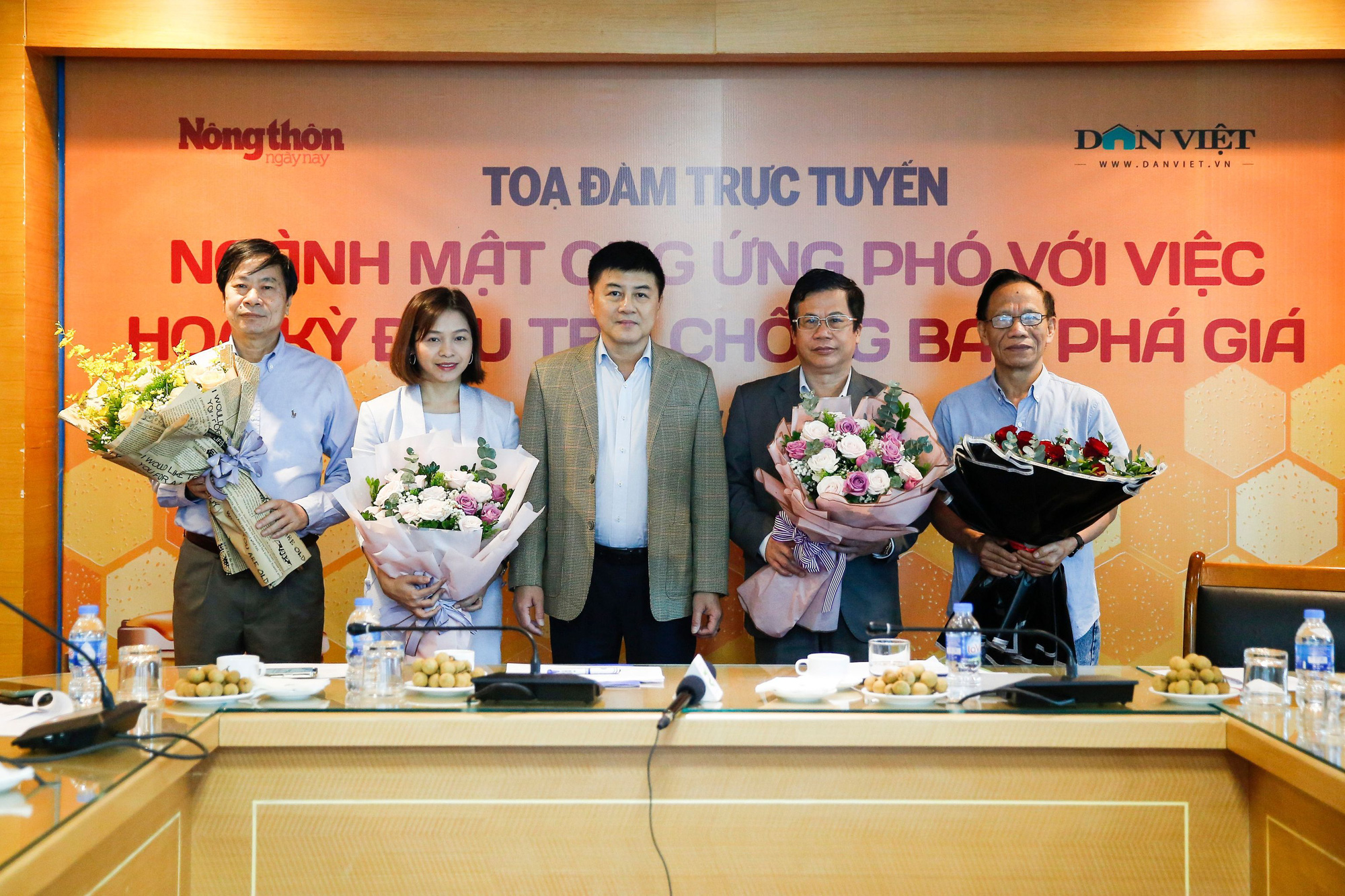 Trực tiếp Tọa đàm: “Ngành mật ong ứng phó với việc Hoa Kỳ điều tra chống bán phá giá” - Ảnh 1.