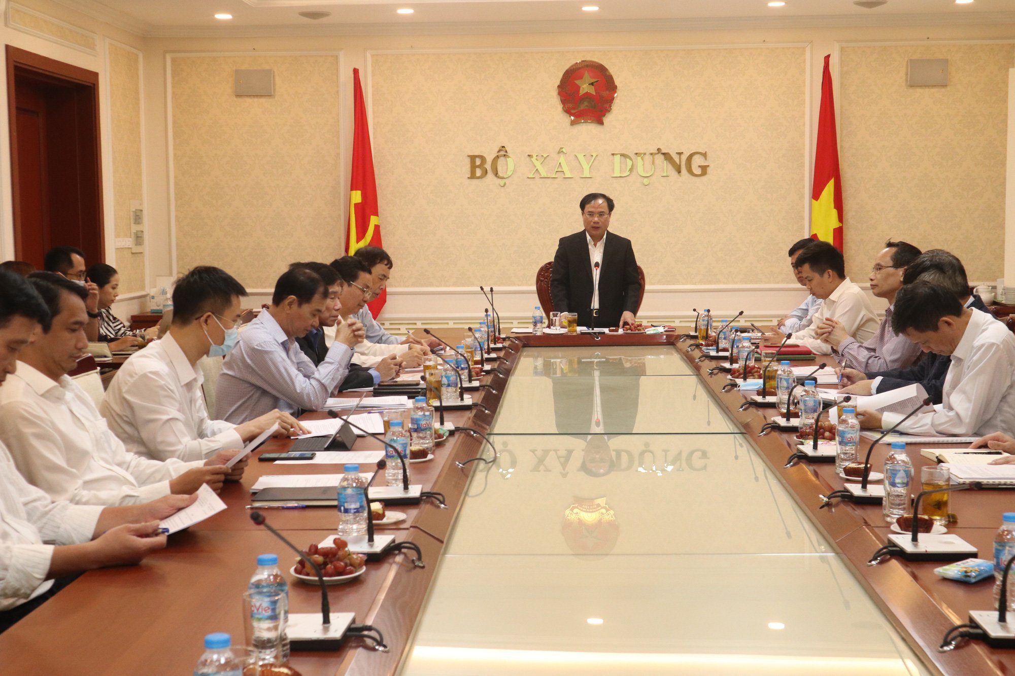2 "đòn bẩy" chính sách quan trọng gỡ khó cho thị trường bất động sản - Ảnh 1. 2 "đòn bẩy" chính sách quan trọng gỡ khó cho thị trường bất động sản - Ảnh 1.