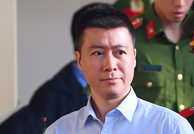 Quy trình đưa Phan Sào Nam quay trở lại nhà tù diễn ra thế nào?   - Ảnh 1.