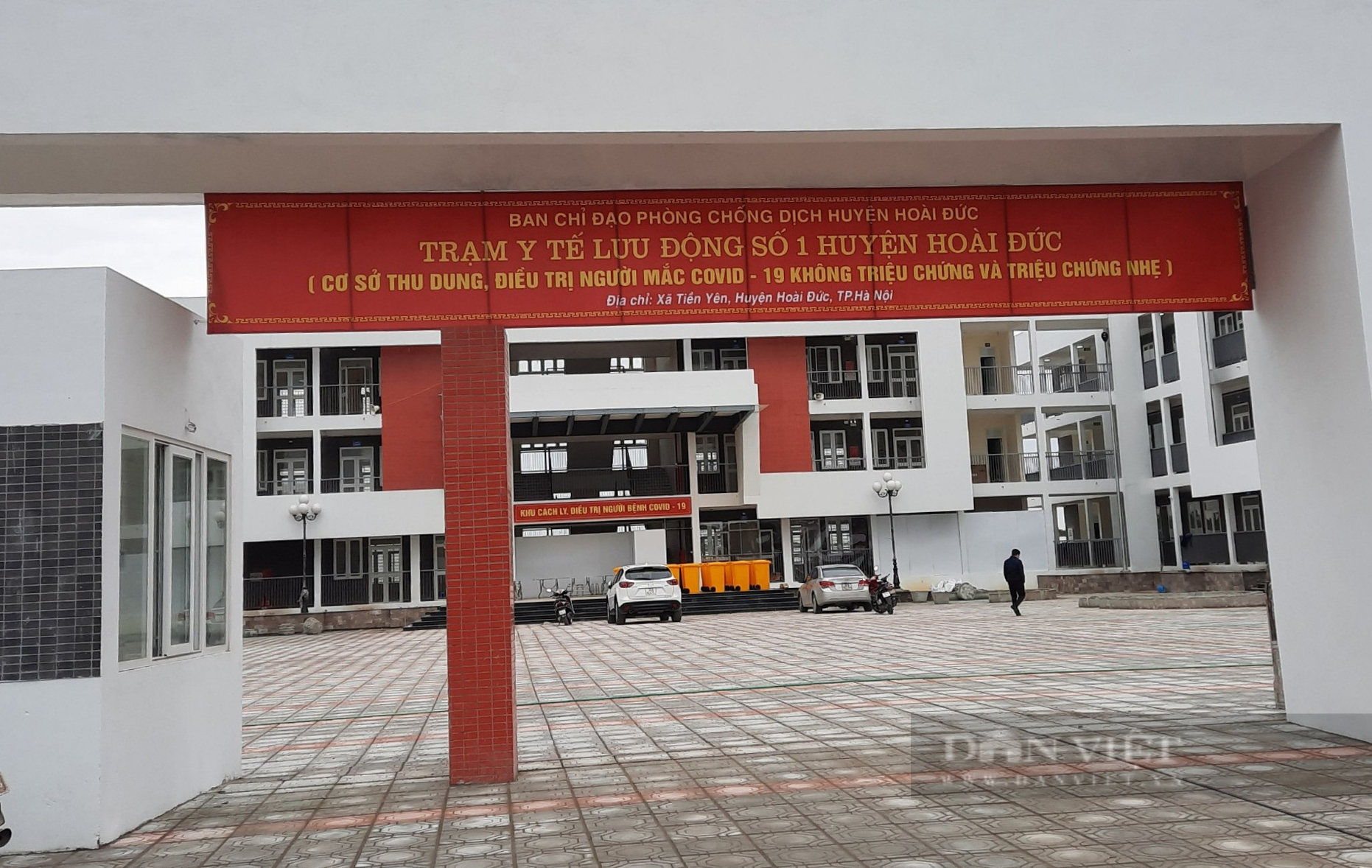 Cận cảnh những trạm y tế lưu động sẵn sàng kích hoạt tiếp nhận, điều trị F0 đầu tiên tại Hà Nội - Ảnh 1.
