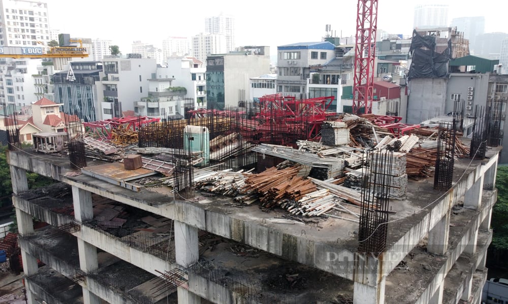 V.I.C Tower bỏ hoang thập kỷ trên &quot;đất vàng&quot; quận Cầu Giấy - Ảnh 4.