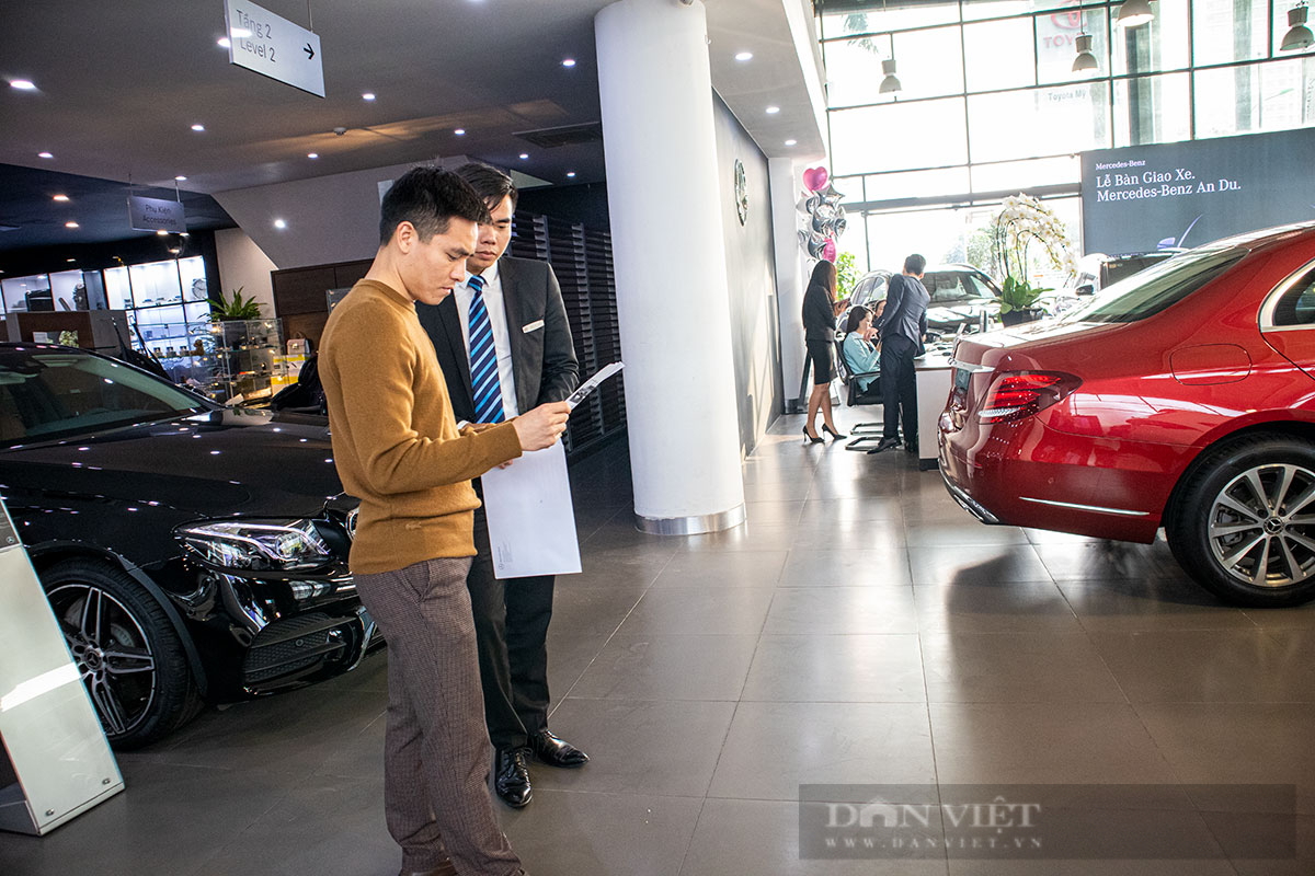 Giảm 50% lệ phí trước bạ có thực sự khiến giá xe giảm? - Ảnh 2.