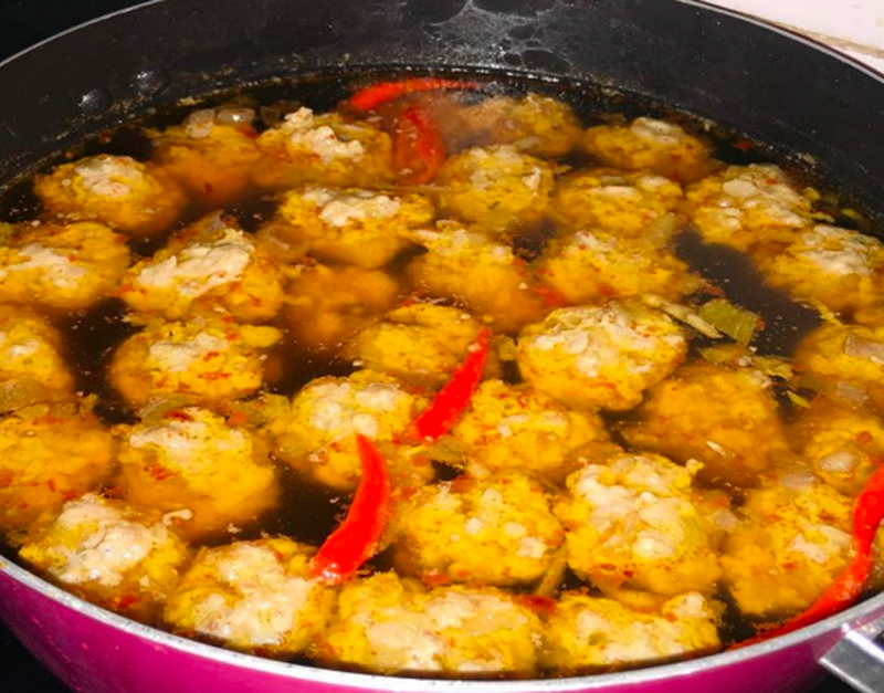 5 quán bánh mì xíu mại ngon nhất Đà Lạt du khách không thể bỏ qua - Ảnh 2.