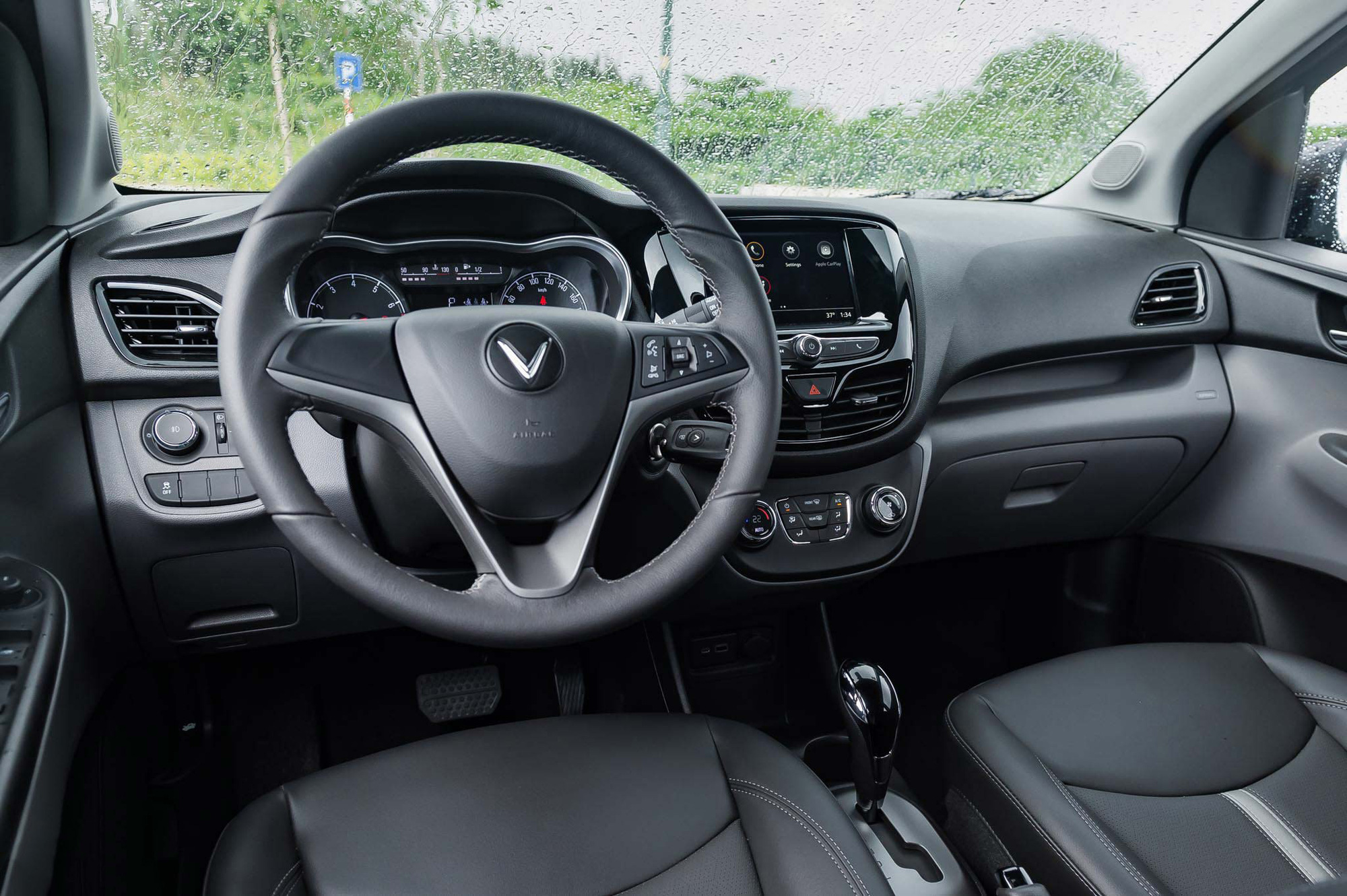 Giảm 50% lệ phí trước bạ, giá lăn bánh xe VinFast Fadil giảm sâu tháng 12/2021 - Ảnh 4.