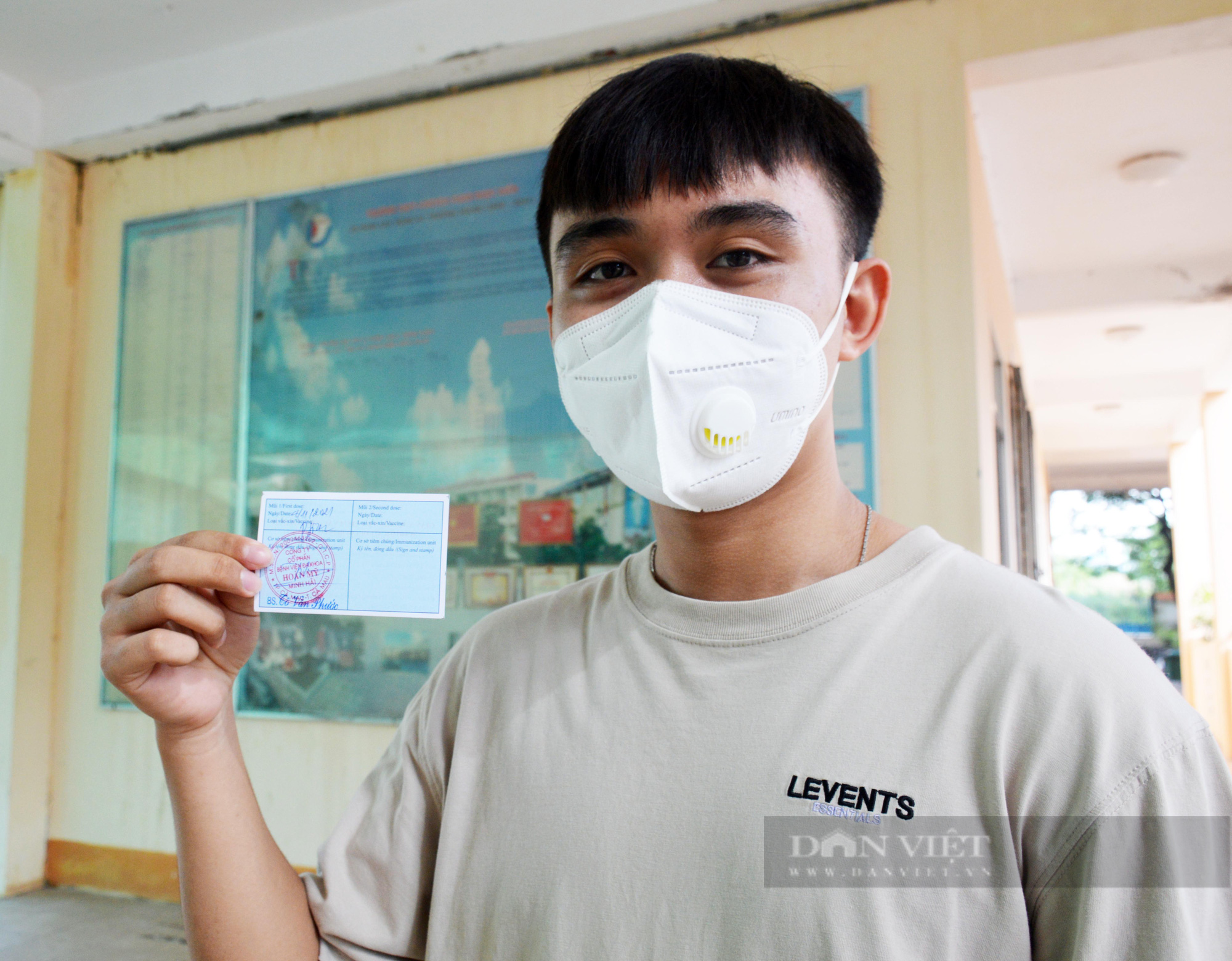 Những trẻ từ 12-17 tuổi đầu tiên ở Cà Mau được tiêm vaccine phòng Covid-19 - Ảnh 11.