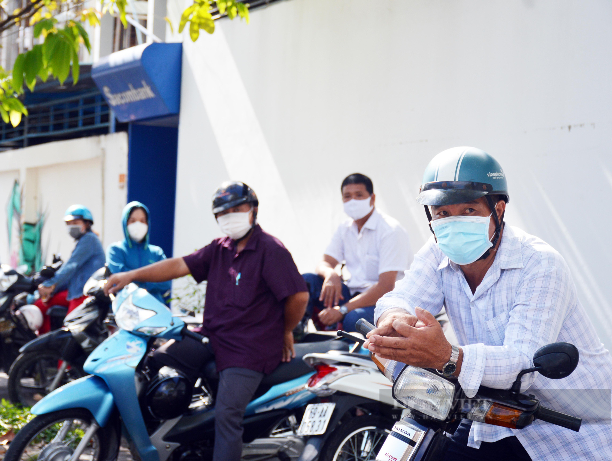Những trẻ từ 12-17 tuổi đầu tiên ở Cà Mau được tiêm vaccine phòng Covid-19 - Ảnh 12.