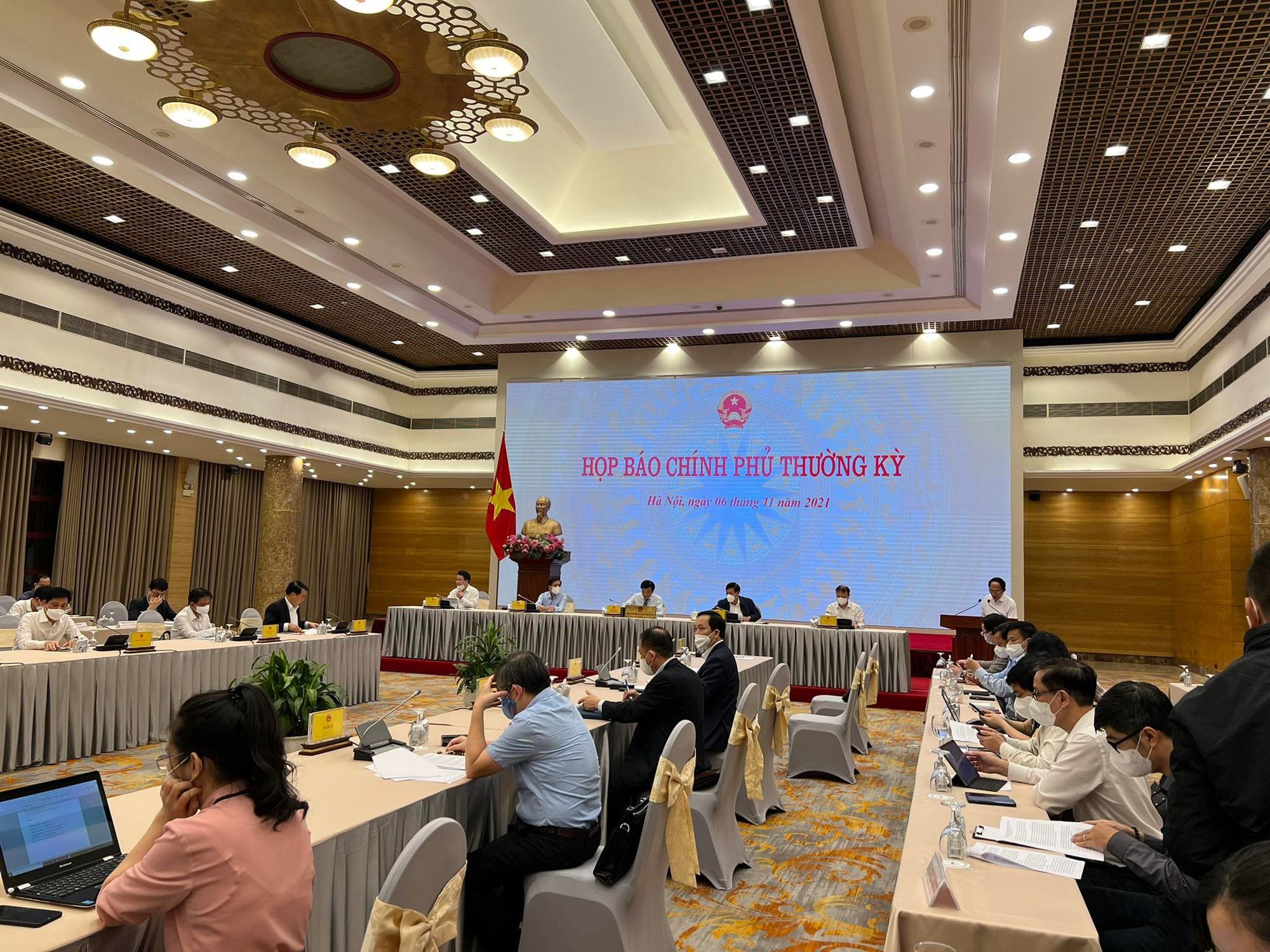 Thứ trưởng Đỗ Thắng Hải: Liên Bộ Công thương Tài chính sử dụng linh hoạt Quỹ bình ổn để hạn chế giá xăng tăng - Ảnh 1.