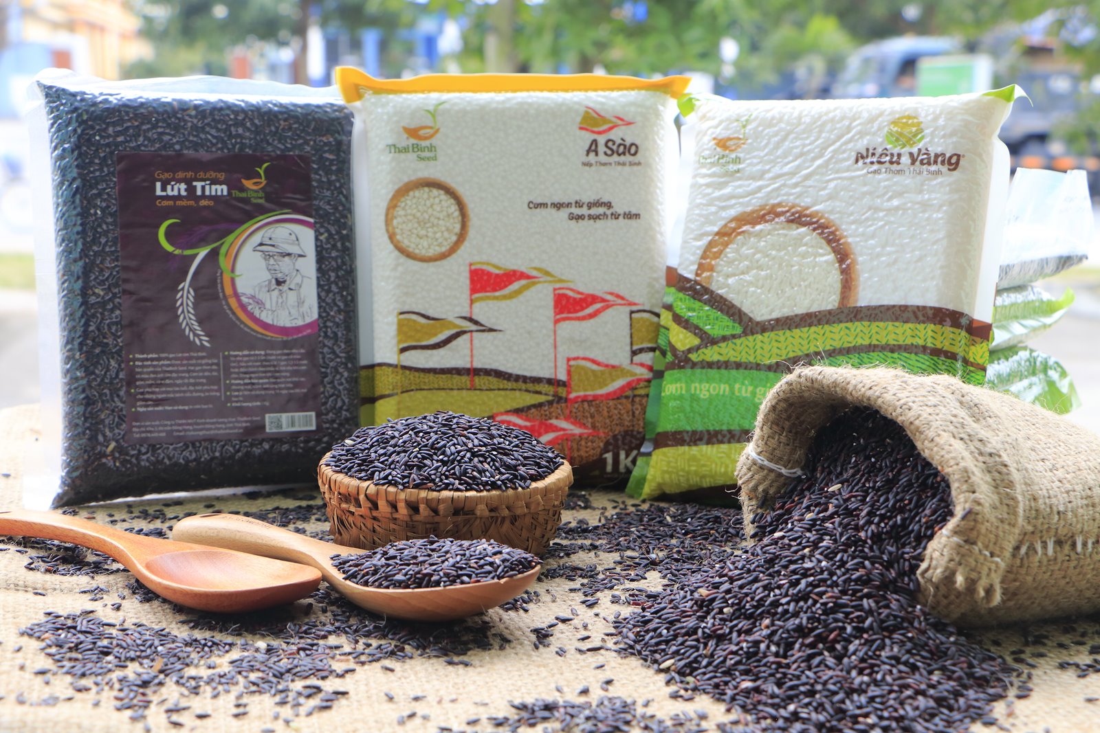 Gạo dinh dưỡng lứt tím ThaiBinh Seed được vinh danh “Top 100 sản phẩm dịch vụ tốt nhất cho gia đình, trẻ em&quot; năm 2021 - Ảnh 2.