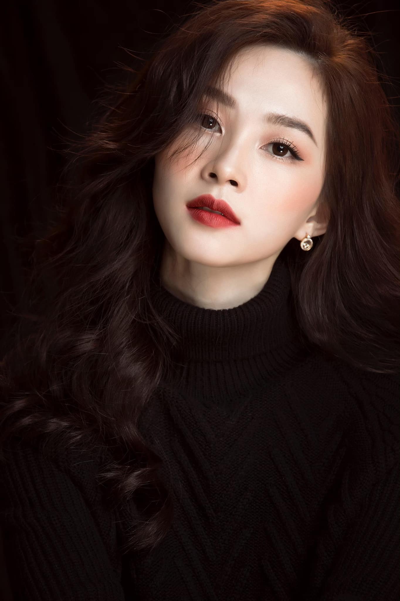 Hoa hậu sở hữu gương mặt tỷ lệ vàng: Trần Tiểu Vy &quot;vượt mặt&quot; Đặng Thu Thảo? - Ảnh 6.