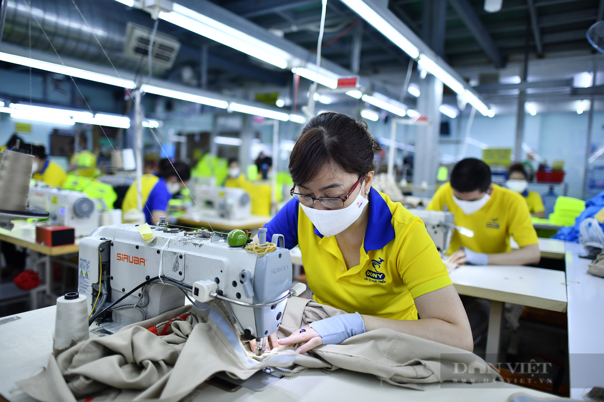 Thưởng tết thành “của hiếm” ở nhiều doanh nghiệp năm nay? - Ảnh 1.