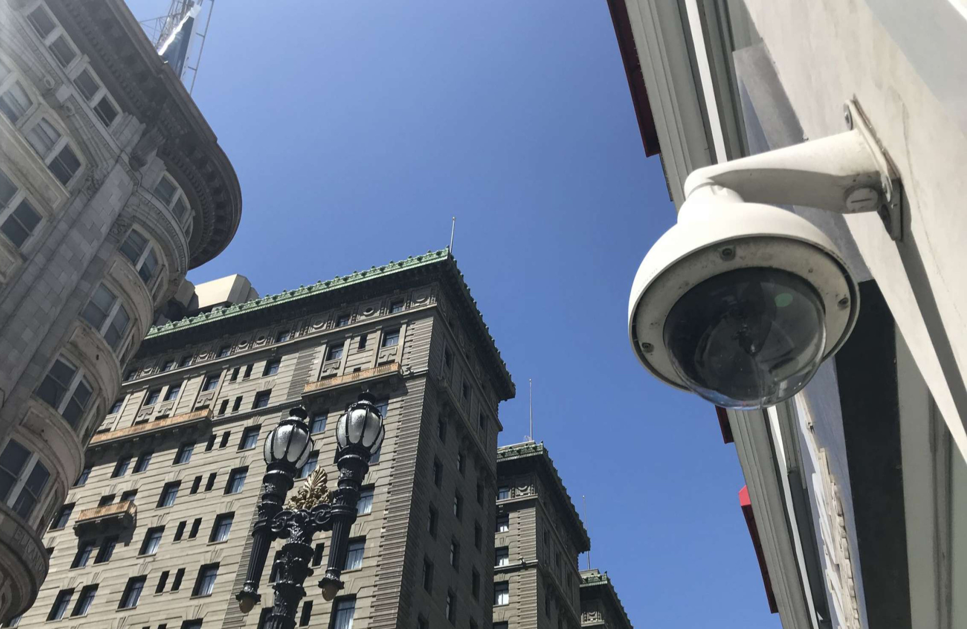 Hà Nội có cần camera công cộng? - Ảnh 2.