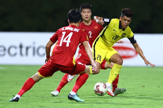 [Trực tiếp] ĐT Việt Nam vs ĐT Malaysia (19h30): ĐT Việt Nam duy trì lợi thế an toàn - Ảnh 1.