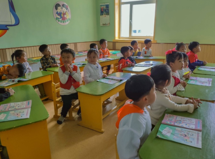 Ảnh hiếm về cuộc sống thường ngày của trẻ em Triều Tiên thế giới ít biết - Ảnh 9.