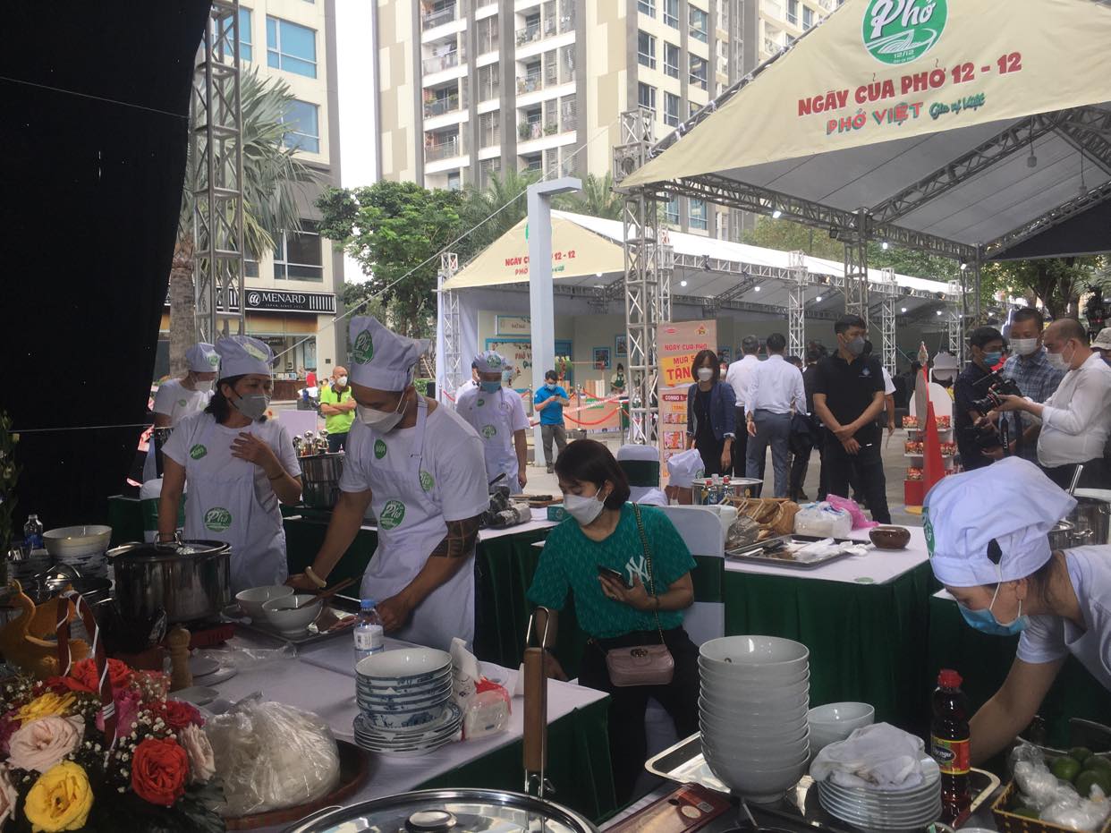 Sôi động Ngày của phở tôn vinh ẩm thực Việt - Ảnh 4.