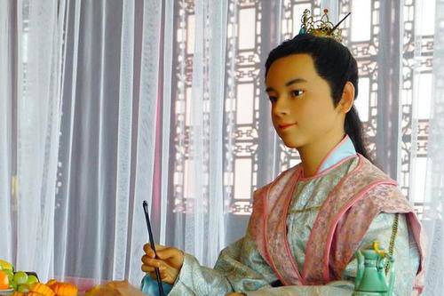 Quyền thần nhỏ tuổi nhất Trung Quốc: Khơi dậy binh biến, có 4 con và bị sát hại ở tuổi 13 - Ảnh 1.