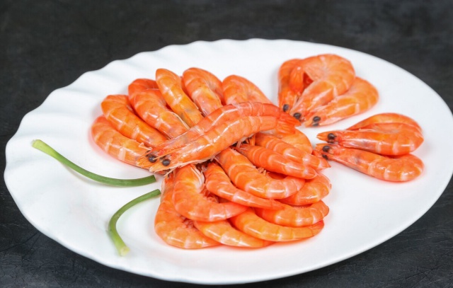 Luộc tôm như ngoài hàng, thả ngay quả này vào, con nào cũng thơm nức, không tanh - Ảnh 7.