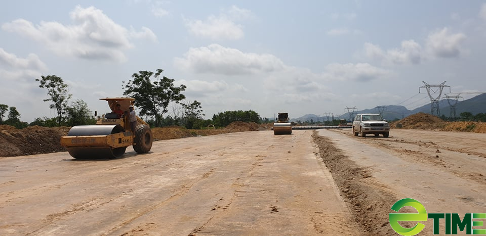 Dự án giao thông nào được "rót" vốn từ chương trình phục hồi kinh tế? - Ảnh 2. Dự án giao thông nào được "rót" vốn từ chương trình phục hồi kinh tế? - Ảnh 2.