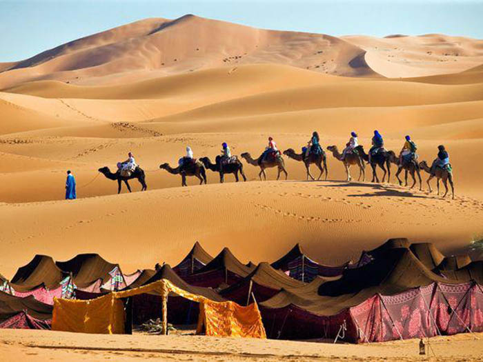 Xứ nóng Morocco với điểm đến độc lạ - làng du mục trên núi cao trong băng tuyết giá lạnh mùa Đông - Ảnh 4.