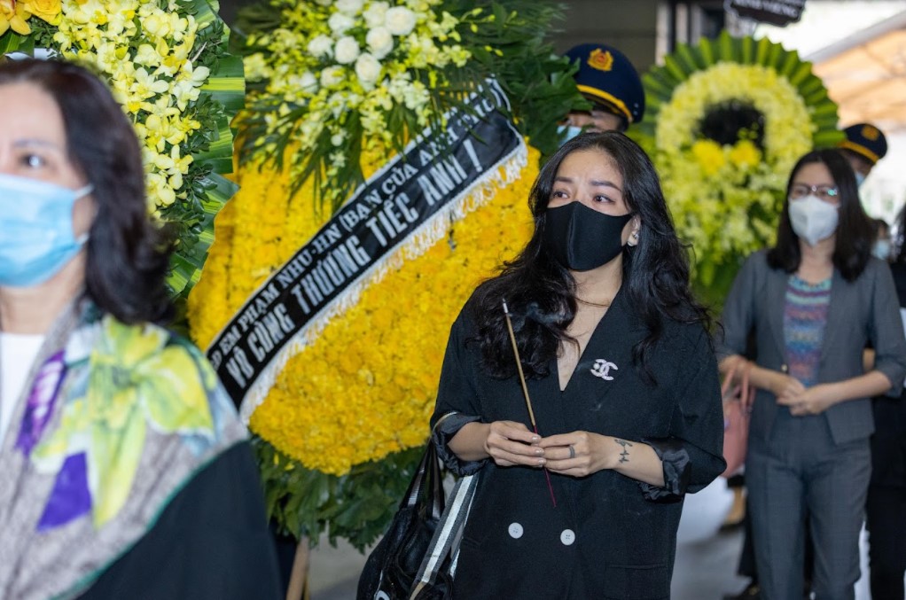 Lễ tang NS Phú Quang: &quot;Tôi luôn biết ngày này sẽ tới, nhưng nỗi mất mát này quá lớn...&quot; - Ảnh 2.