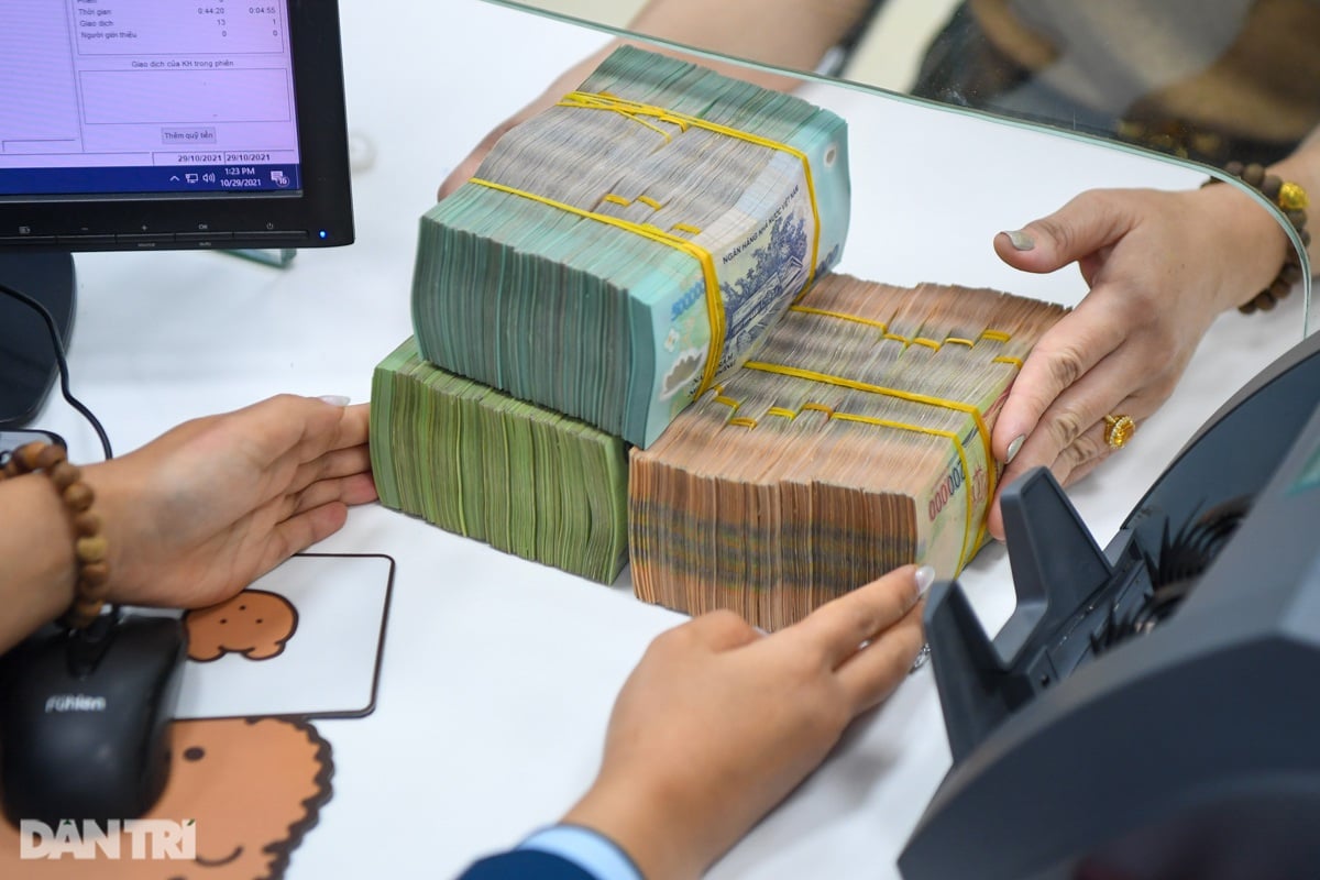 Nỗi lo ẩn sau những tháng năm rực rỡ - Ảnh 2. Nỗi lo ẩn sau những tháng năm rực rỡ - Ảnh 2.