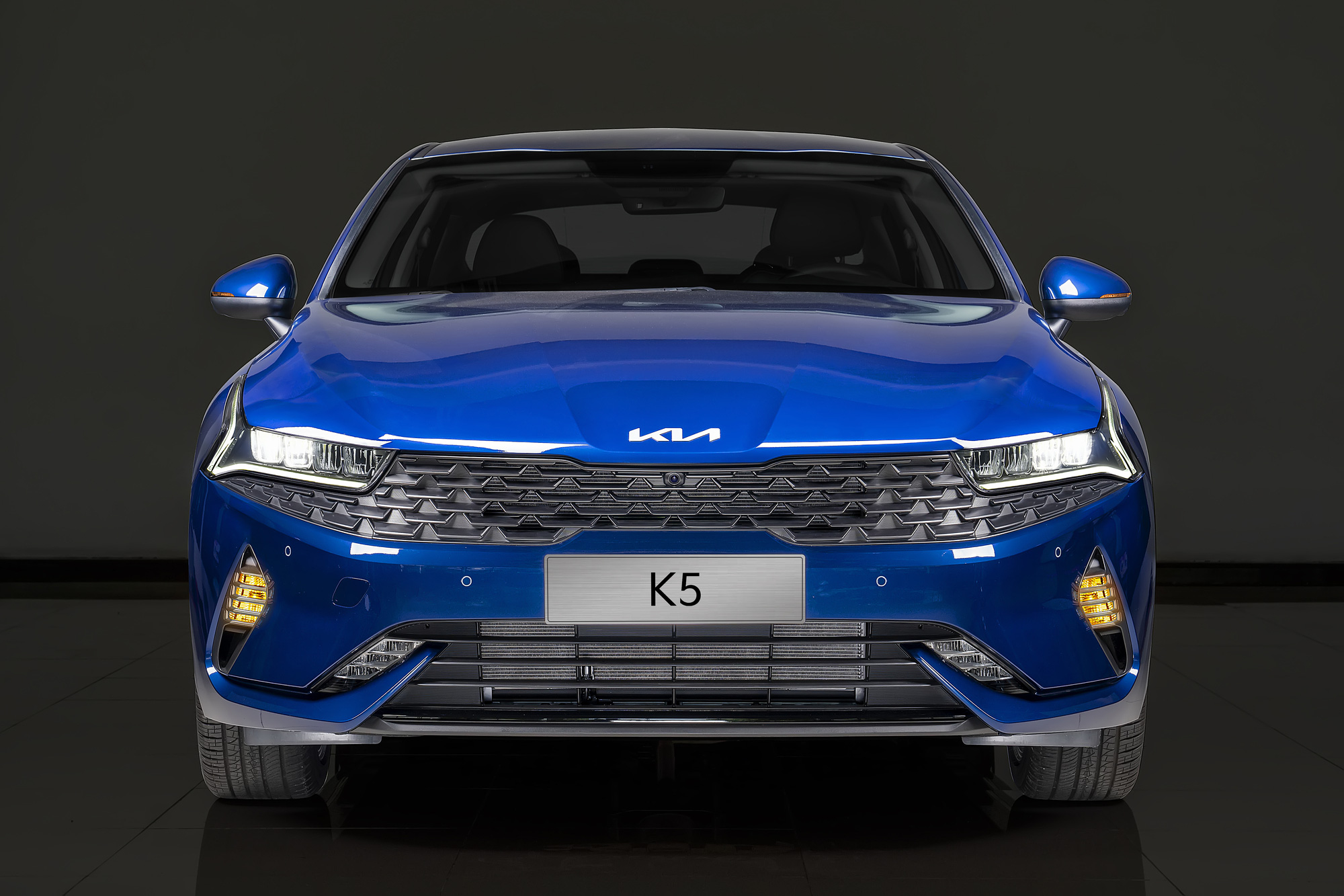 Xe Kia K5 gia nhập Việt Nam với 3 phiên bản có gì đặc biết? - Ảnh 2.