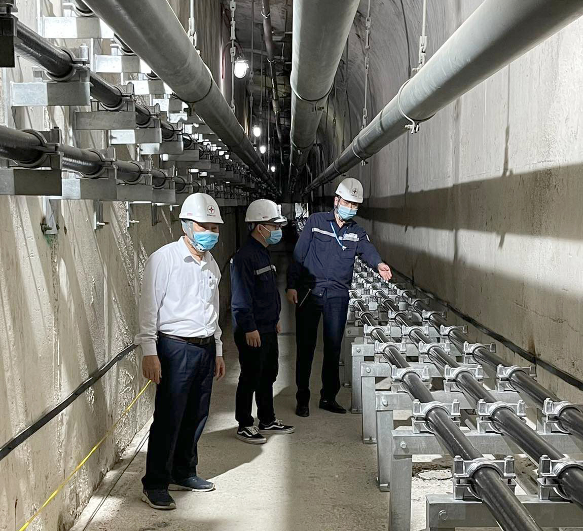 Nhà máy Thủy điện Hòa Bình đã hòa lưới điện quốc gia trở lại - Ảnh 1. Nhà máy Thủy điện Hòa Bình đã hòa lưới điện quốc gia trở lại - Ảnh 1.