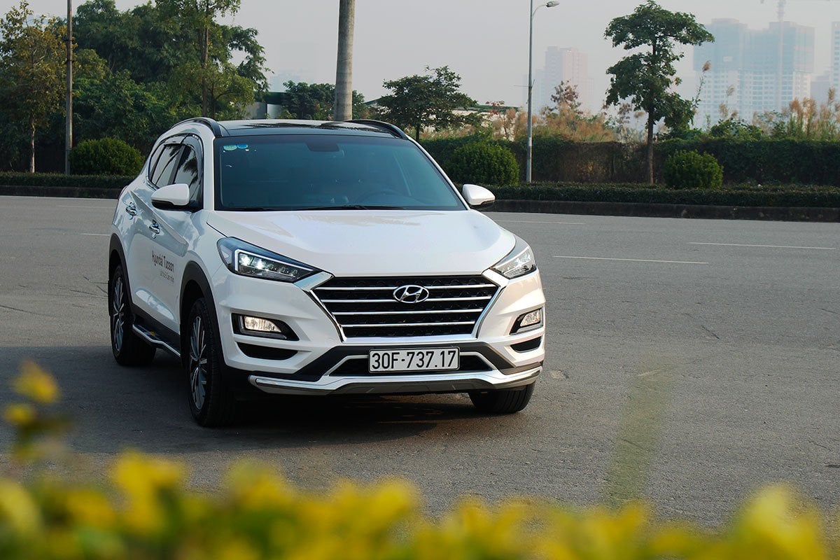 Phân khúc Crossover: Mazda CX-5 bá chủ, Honda CR-V bán ít hơn Mitsubishi Outlander - Ảnh 2.