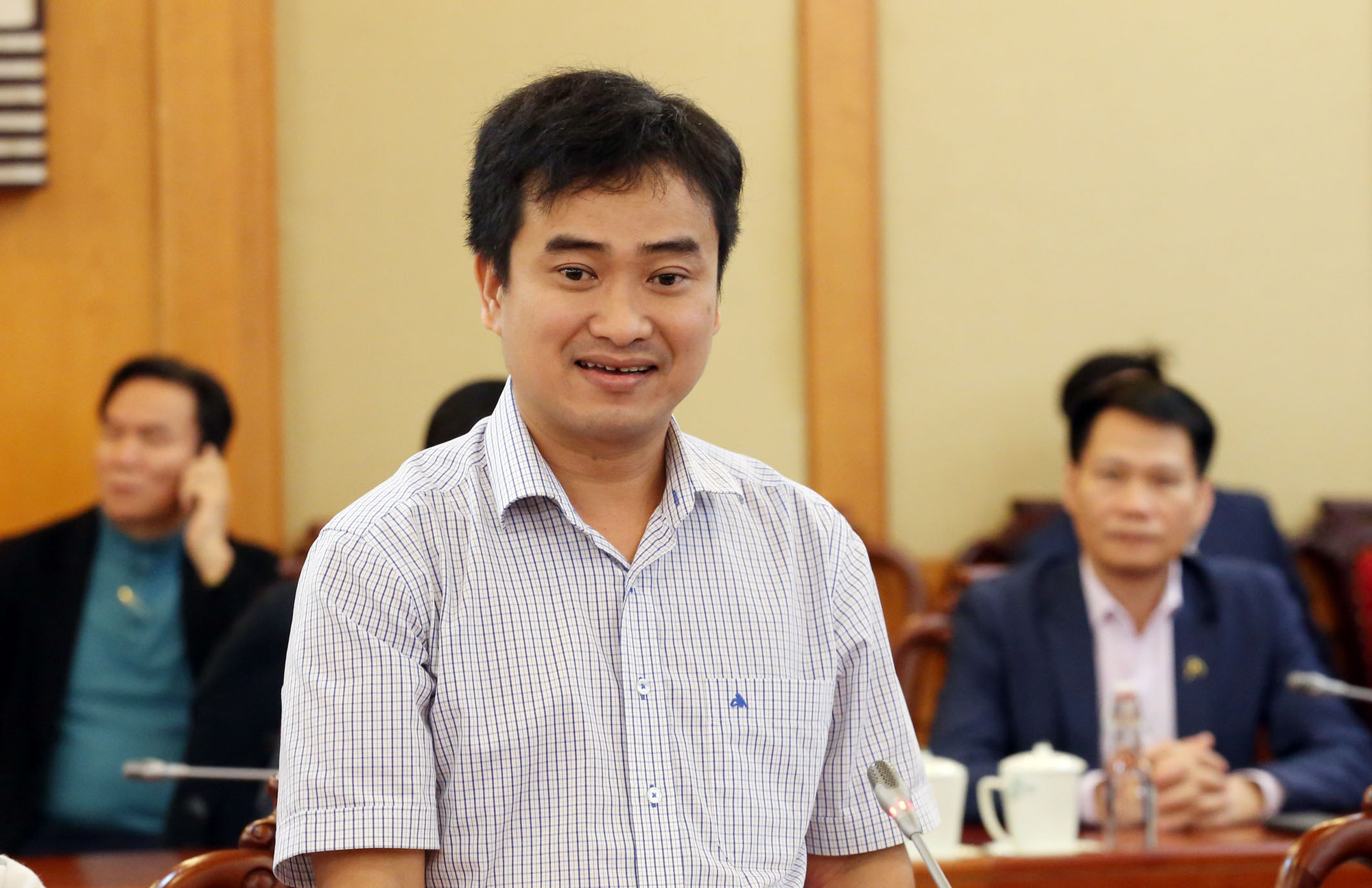 Hệ sinh thái kín tiếng của ông chủ Việt Á vừa bị bắt  - Ảnh 1.