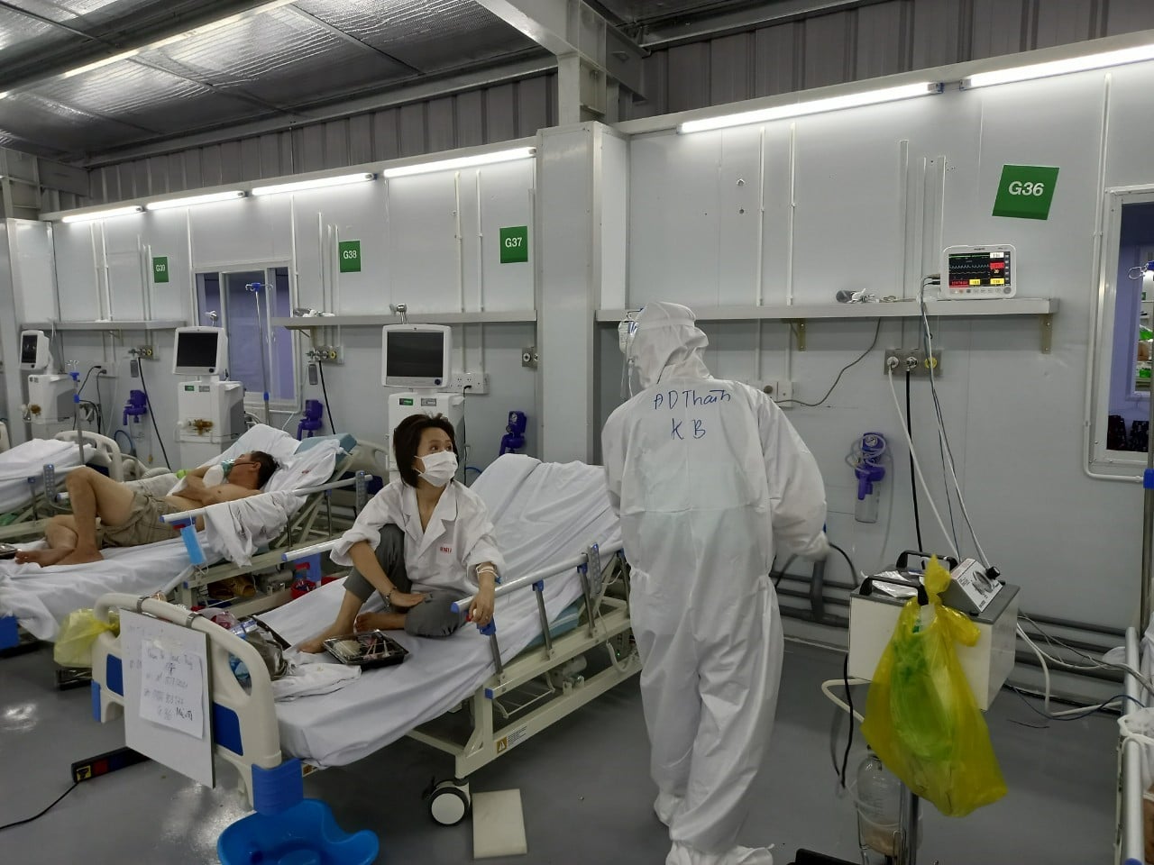Phân loại người mắc Covid-19, F0 nào được điều trị tại nhà?  - Ảnh 1.