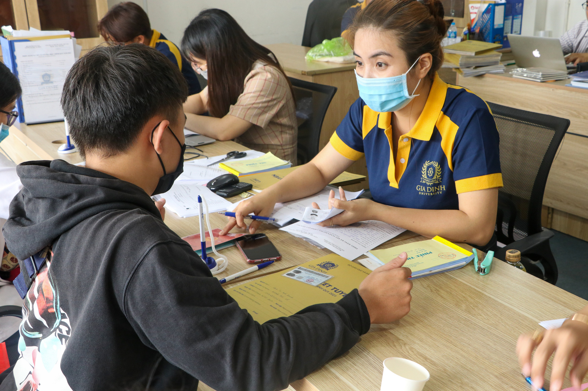 Trường đại học đầu tiên tại TP.HCM công bố đề án tuyển sinh năm 2022 - Ảnh 2.