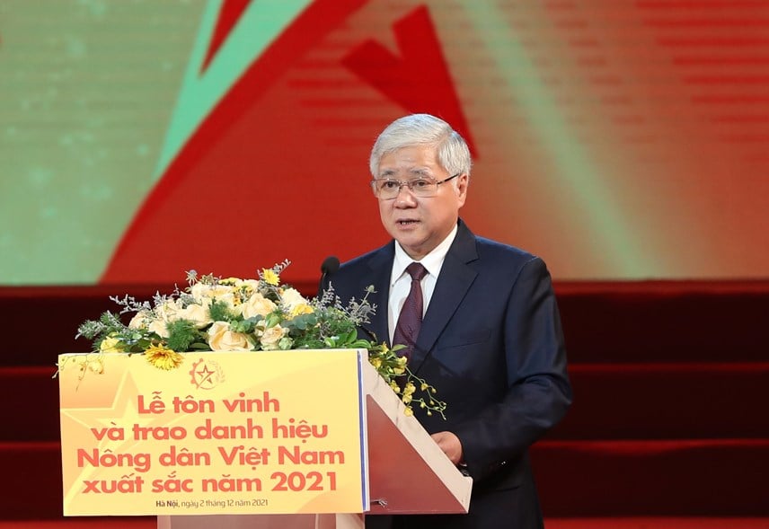 Lễ tôn vinh và trao danh hiệu cho 63 “Nông dân Việt Nam xuất sắc 2021” - Ảnh 1.