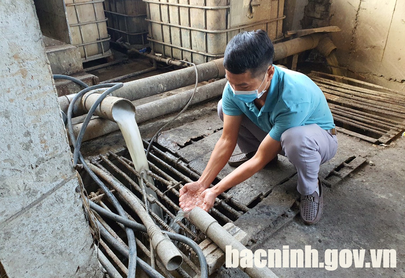 Doanh nghiệp CCN Phú Lâm từng bước khắc phục ô nhiễm môi trường - Ảnh 2. Doanh nghiệp CCN Phú Lâm từng bước khắc phục ô nhiễm môi trường - Ảnh 2.