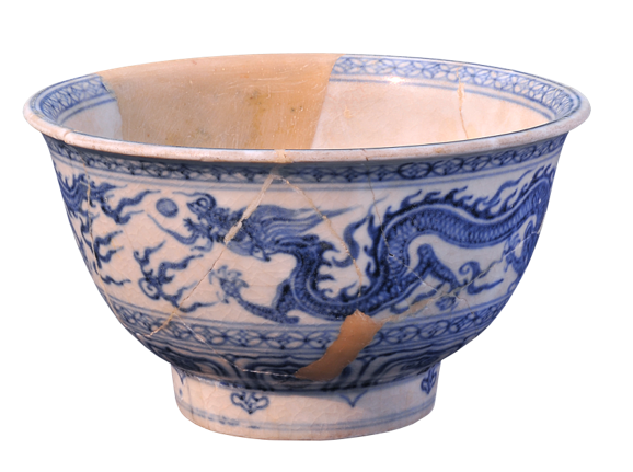 Giả mã bí ẩn đồ gốm ngự dụng của Hoàng đế thời Lý, Trần, Lê tìm thấy ở Hoàng cung Thăng Long - Ảnh 2.