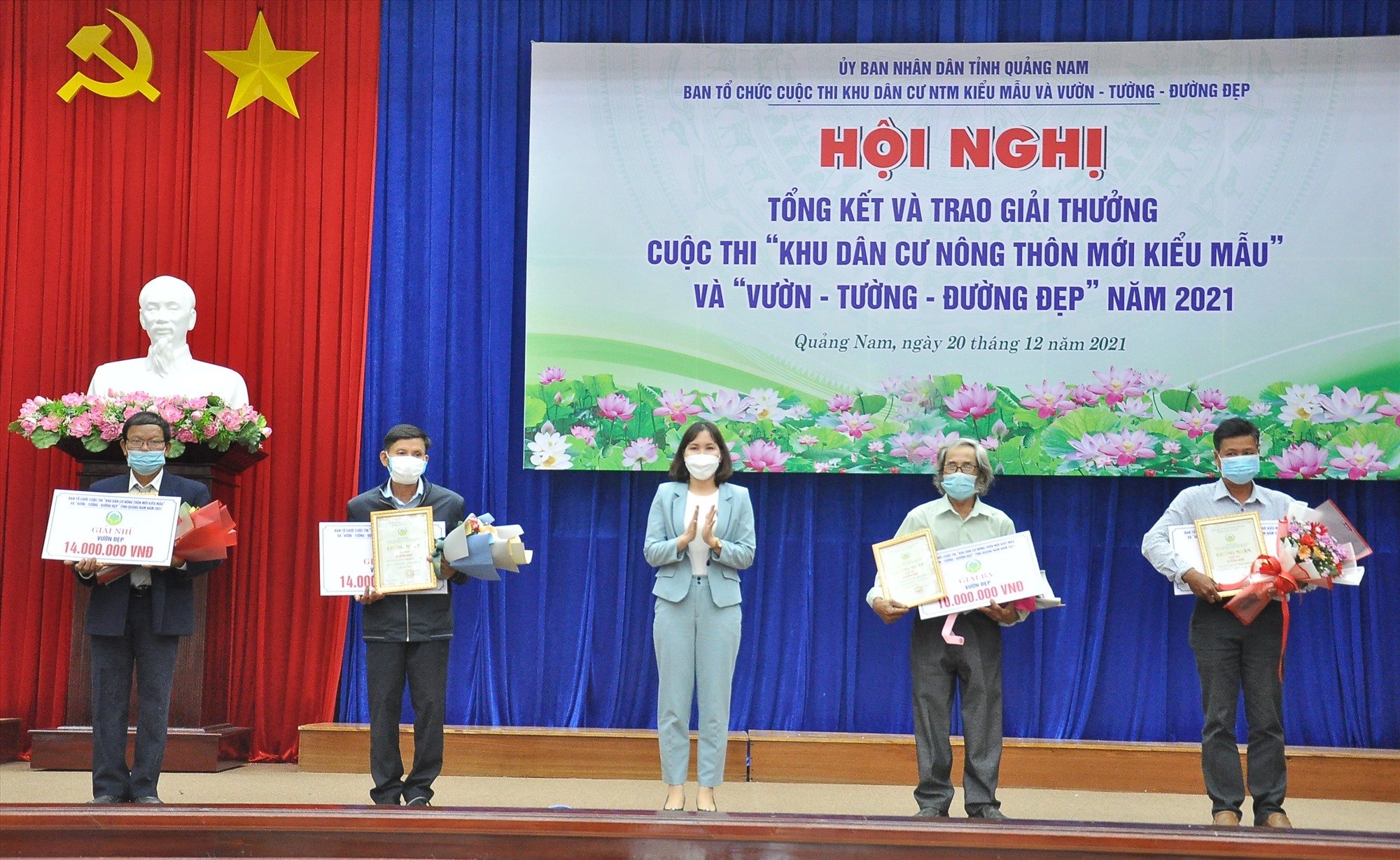 Quảng Nam: Gần 2,3 tỷ đồng trao giải cuộc thi “Khu dân cư nông thôn mới kiểu mẫu” và “Vườn - tường - đường đẹp” - Ảnh 3.