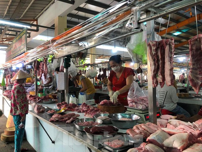 'Bỏng tay' với giá rau củ tăng dựng đứng gấp 2-3 lần - Ảnh 6.