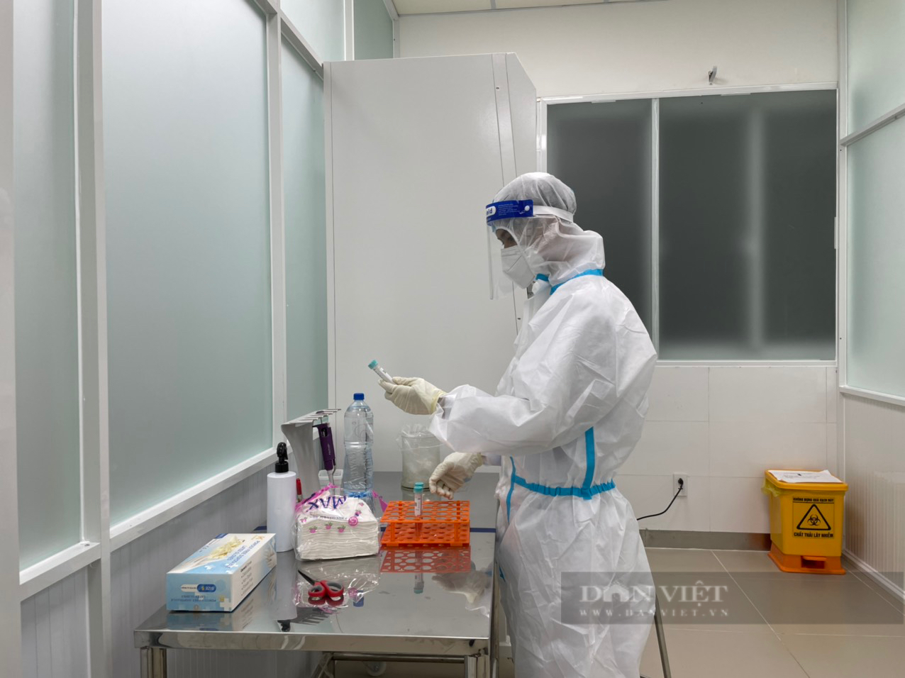CDC Bình Dương mua 3 gói kit test Covid-19 của Công ty Việt Á với giá hàng chục tỷ đồng? - Ảnh 1.
