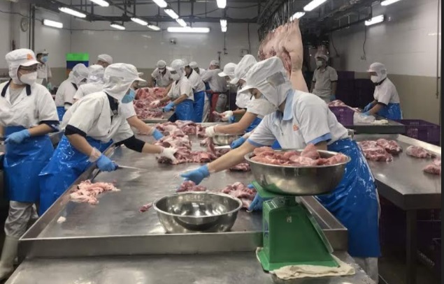 Doanh nghiệp vào mùa hàng tết, vẫn phải “ngó trước ngó sau” vì sức mua còn yếu - Ảnh 3.
