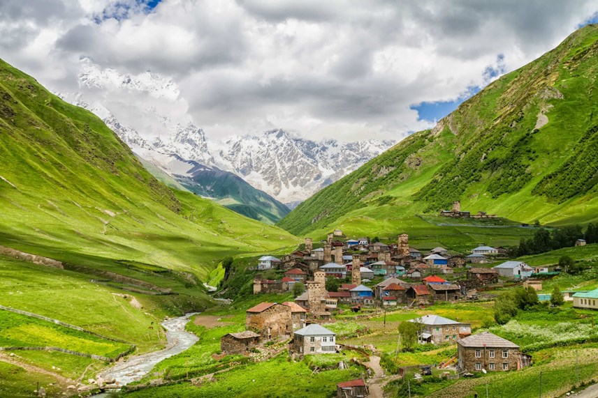 Svaneti - cửa ngõ huyền bí vùng cao nguyên Georgia cổ đại - Ảnh 3.