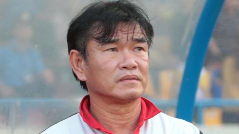 HLV Phan Thanh Hùng: &quot;Lối chơi của ĐT Việt Nam khắc chế Thái Lan&quot; - Ảnh 1.