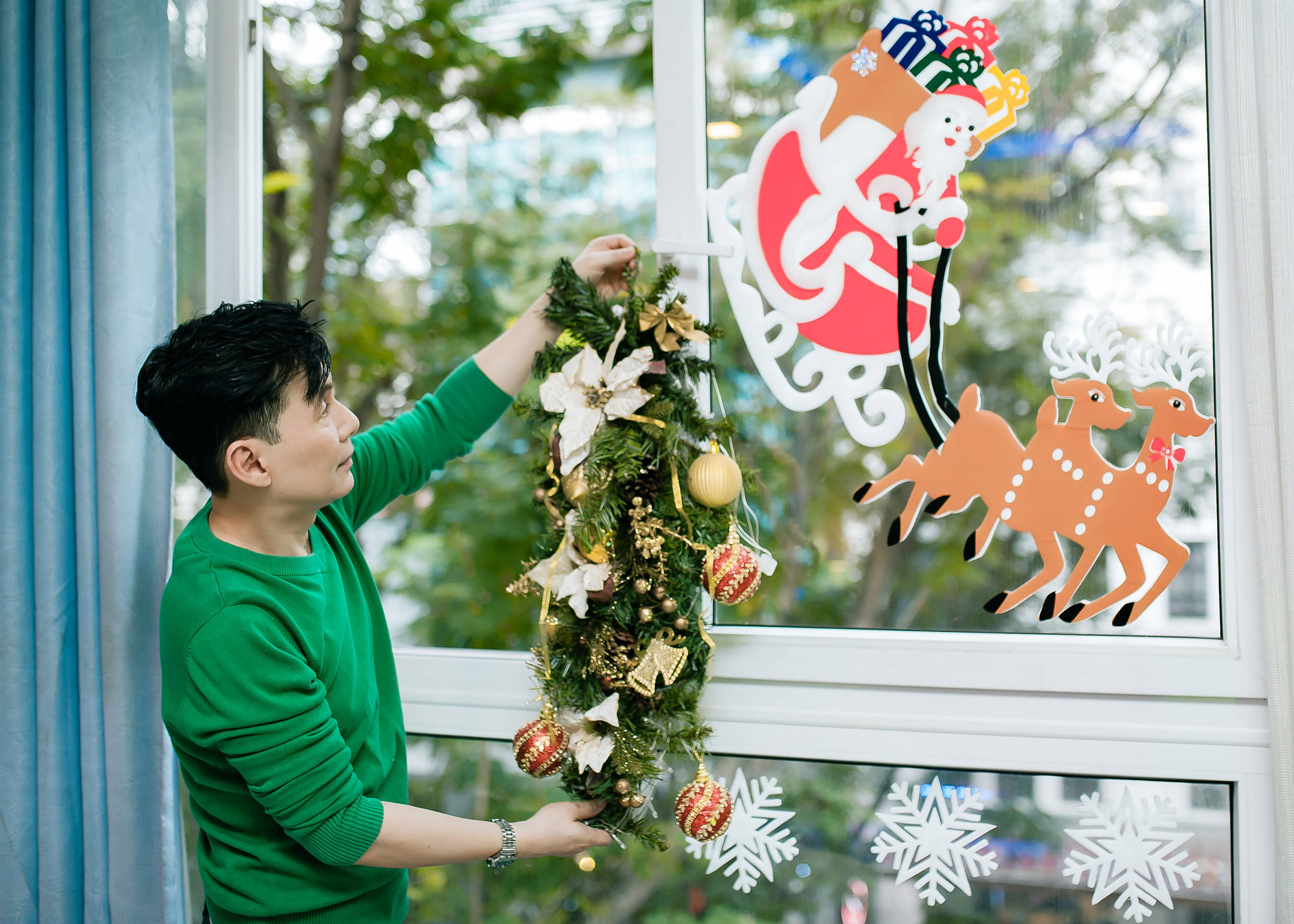 Nhà đẹp của sao Việt gây &quot;choáng&quot; vì được trang trí lộng lẫy đón Giáng Sinh  - Ảnh 2.