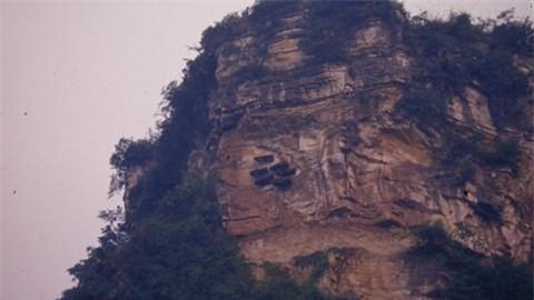 Rùng mình trước những phong tục mai táng cổ quái nhất hành tinh - Ảnh 12.