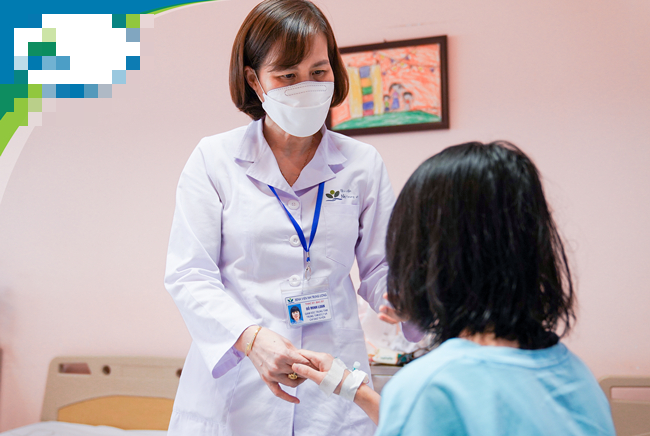 Lý giải hiện tượng một số trẻ em co giật, ngất xỉu sau tiêm vaccine Covid-19 - Ảnh 1.