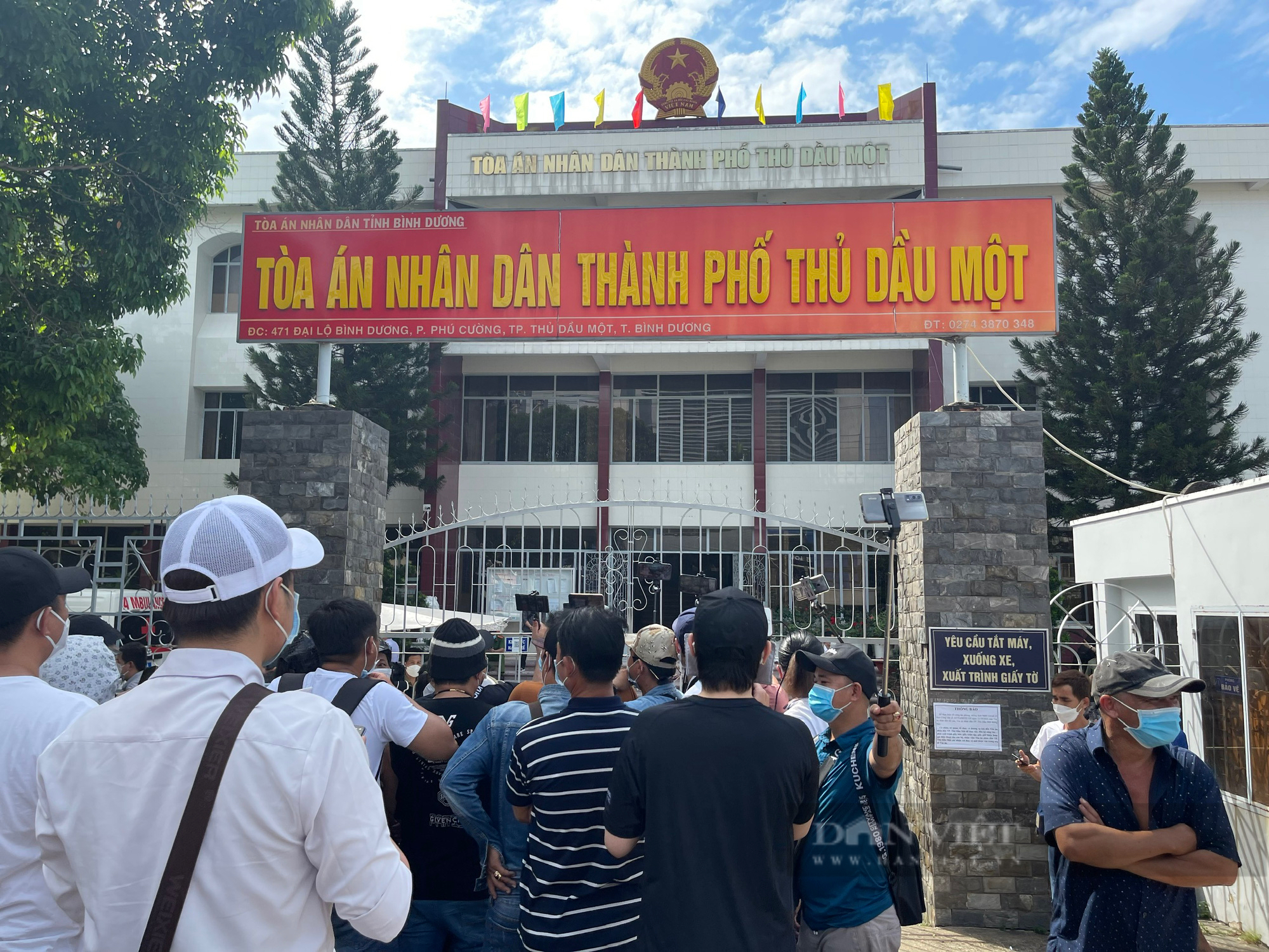 Dùng “ảnh nóng” để tống tiền bà Nguyễn Phương Hằng, nam thanh niên lãnh 1 năm tù treo - Ảnh 1.