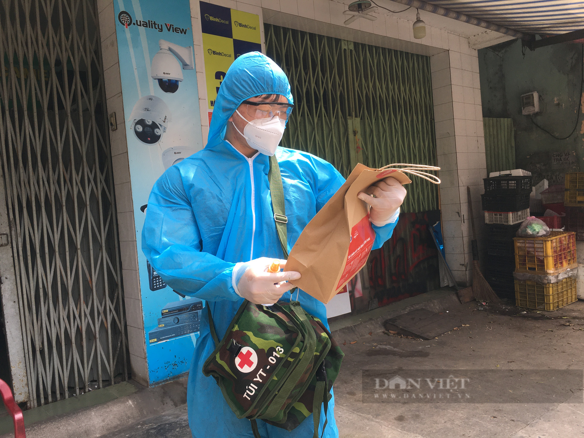 TP.HCM: Ngăn chặn tình trạng F0 bán túi thuốc điều trị Covid-19 - Ảnh 1.