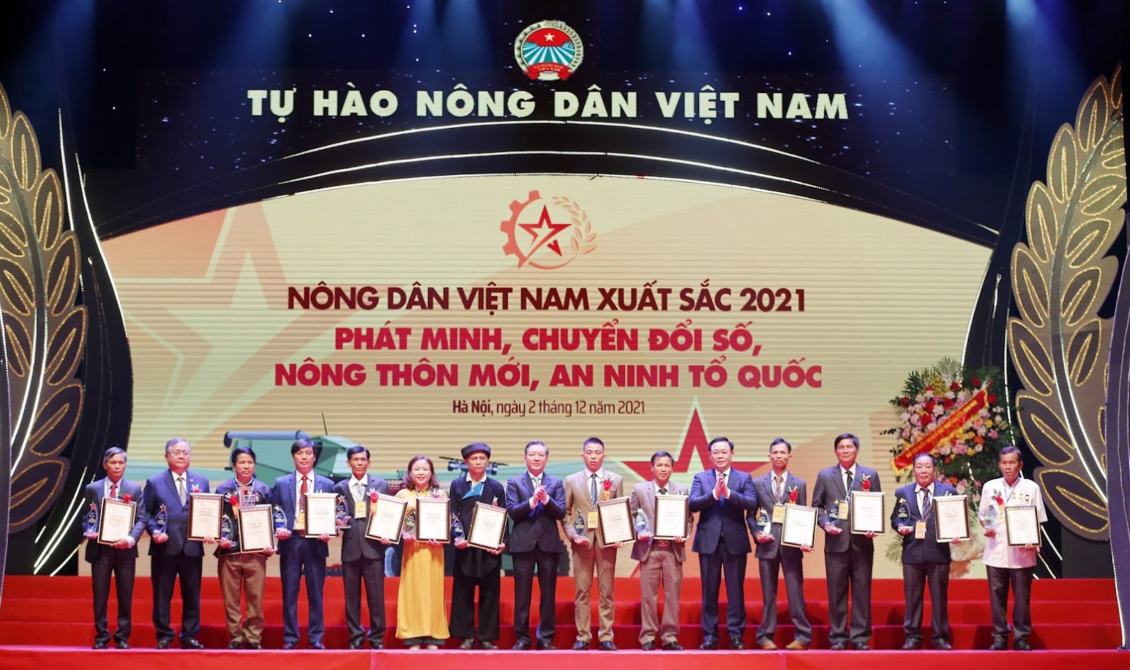 Những nông dân giản dị nhưng suy nghĩ lớn, làm lớn - Ảnh 1.