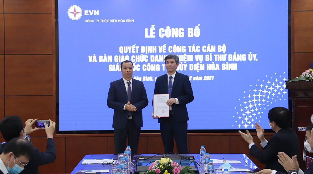 Tân Giám đốc Công ty Thủy điện Hòa Bình vừa được bổ nhiệm là ai? - Ảnh 1. Tân Giám đốc Công ty Thủy điện Hòa Bình vừa được bổ nhiệm là ai? - Ảnh 1.