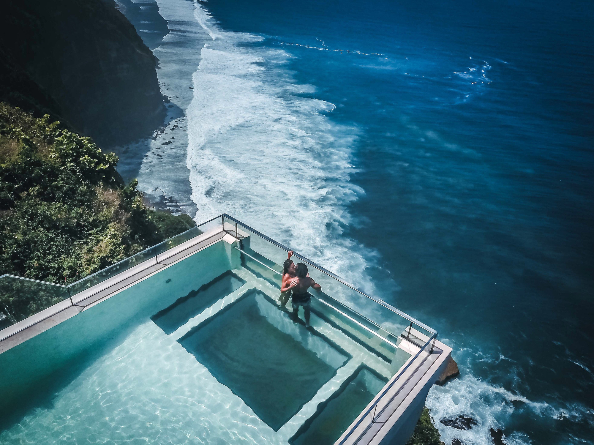 Đảo Bali, Indonesia: Sáu tuần mở cửa không một bóng khách du khách - Ảnh 2.