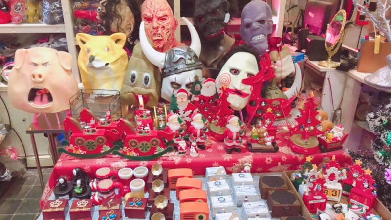 Top 5 địa điểm mua quà Giáng sinh đẹp nhất Hà Nội trong mùa Noel năm nay - Ảnh 2.